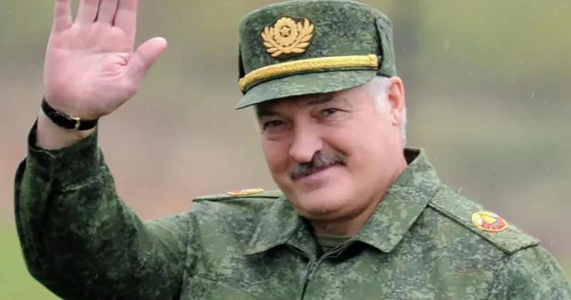 Лукашенко: Беларусь всегда готовится к войне