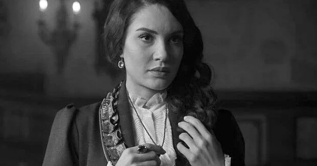 35 летняя звезда турецких сериалов умерла от сердечного приступа