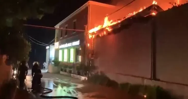 Gecəyarı Qurd dərəsində YANĞIN VİDEO