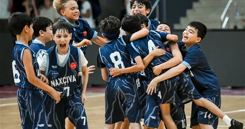 Команды Нахчывана стали чемпионами