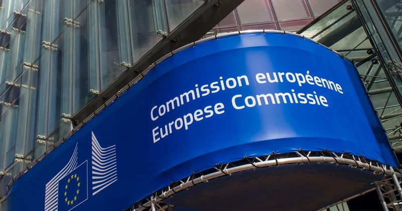 Еврокомиссия выделит Франции €15 млрд Minval Politika