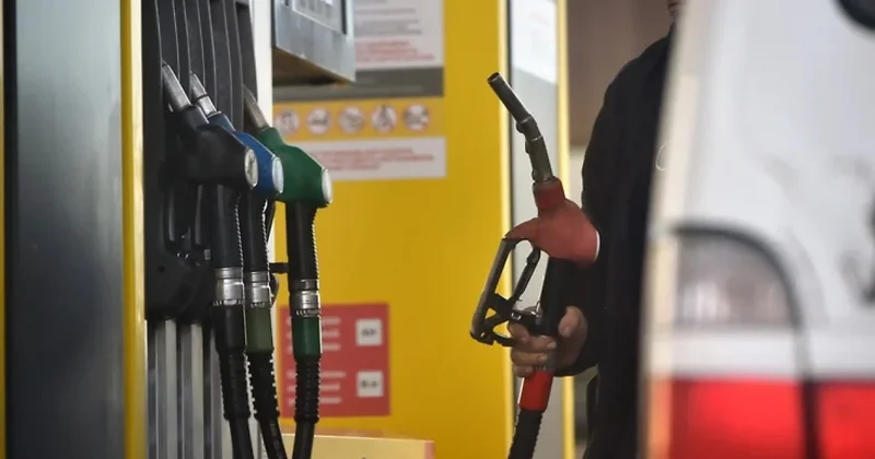 Rusiyada yanacaq BÖHRANI Keyfiyyətsiz benzin istehsalına icazə verildi