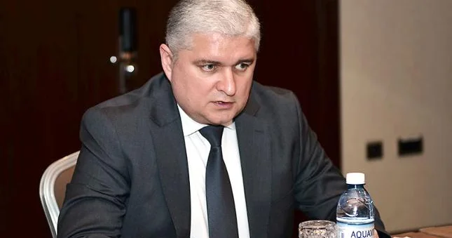 AFFA nın baş katibi FİFA nın sammitində
