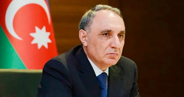 Kamran Əliyev və Muhsin Şentürk Qarsdakı Baş Konsulluğu ziyarət ediblər