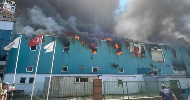 Türkiyədə tibbi avadanlıq istehsal edən fabrik yanır