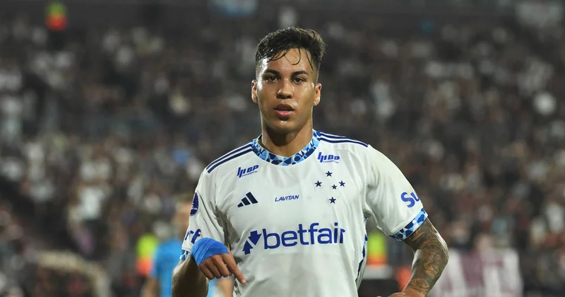 “Zenit” Braziliya çempionatının bombardiri Kayo Xorjeyə maraq göstərir