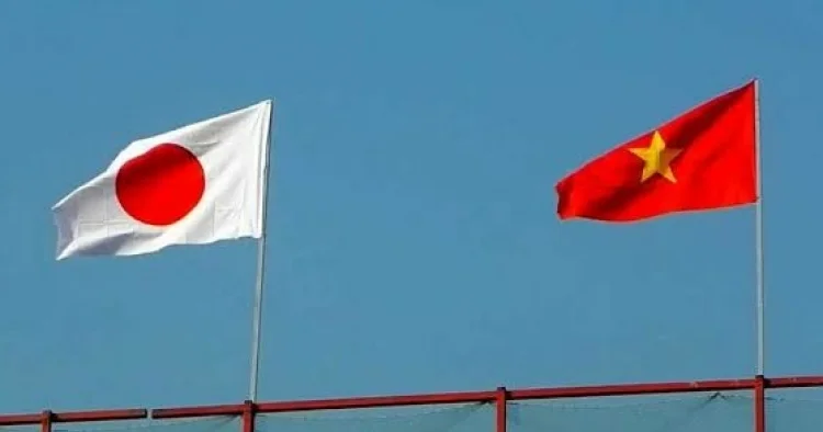 Tokio Çinin xarici siyasətindən və hərbi fəaliyyətindən narahatdır