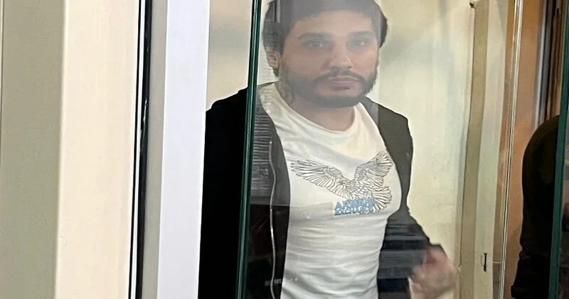 TikToker “Roşka”nın məhkəməsi başladı: işin istintaqa qaytarılmasını istədi