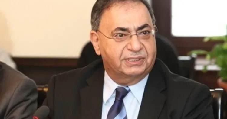 Tramp anladı ki, bu, artıq adi bir müharibə deyil Deputat