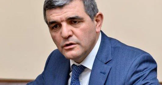 “Azərbaycanın aydınlıq yolu nə ərəb çöllərindən, nə də İran döllərindən keçir” Deputatın YAZISI