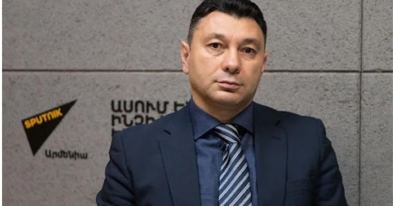 Şarmazanov: “Ermənistan vilayətə çevrilir”