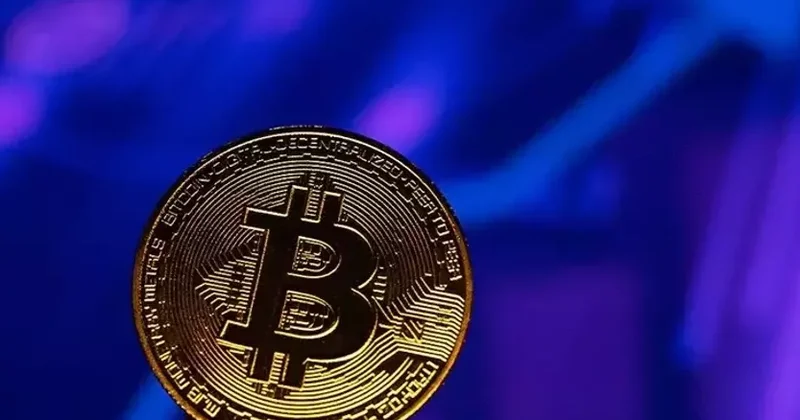 Bitcoin rekord qırdı: 122 min DOLLARI AŞDI