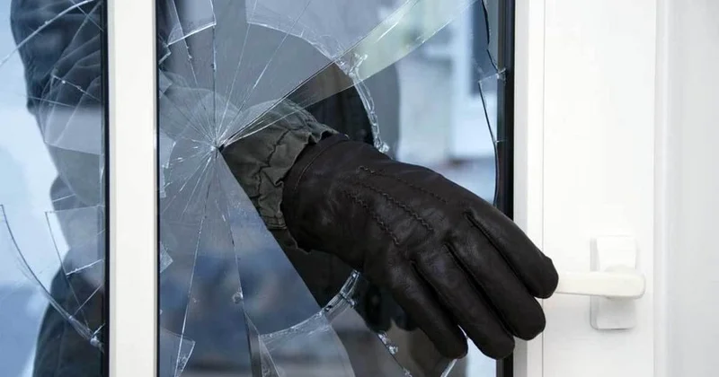 В Баку из двух домов совершена кража на сумму 57 тыс. манатов и 30 тыс. долларов