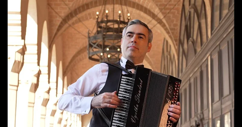 ƏSL FƏDAKAR MÜƏLLİMDİR Əhsən Rəhmanlı yazır