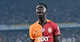 Sesk Fabreqasın klubu Qalatasaray ın futbolçusuna elçi düşüb