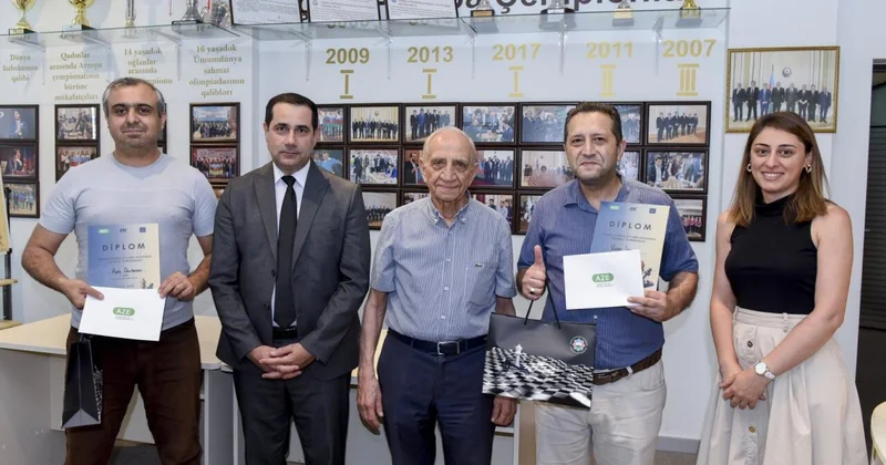 Azərbaycan Milli Mətbuat Günü münasibətilə keçirilən şahmat turnirinin qalibi müəyyən olub (Foto)