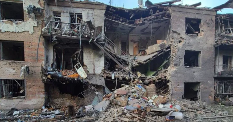 Rusiya ordusu Zaporojyeyə zərbələr endirdi, ölənlər var