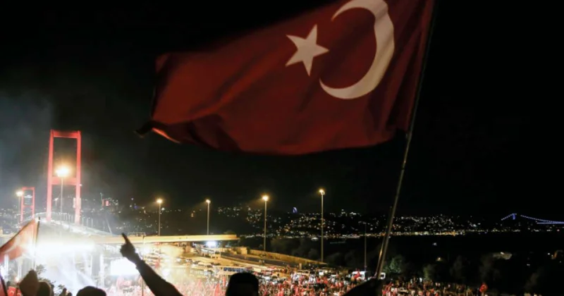 Ərdoğan cəsarəti olmasaydı, çevriliş planı fərqli nəticə verərdi