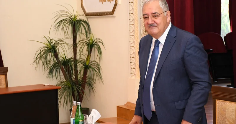 Vaqif Həsənov səyyar qəbul keçirdi Fotolar