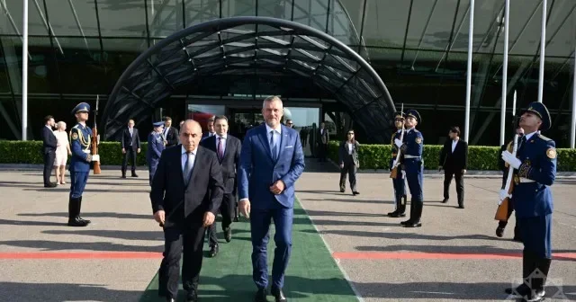 Pelleqrininin Azərbaycana səfəri başa çatdı FOTO