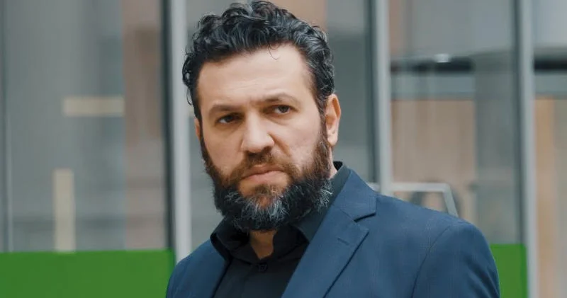 Taleh Yüzbəyov: Mənə üzr istədə bilməzsiniz!
