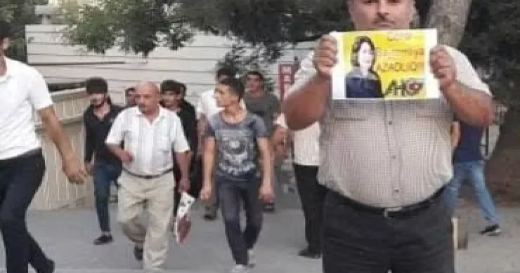 AXCP nin rayon təşkilatının sədri saxlanıldı QIZINI DÖYÜB