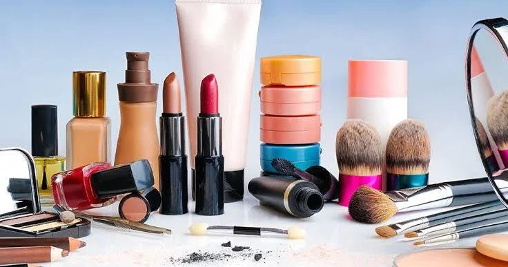 Kosmetik məhsulları seçərkən nəyə diqqət etməliyik?