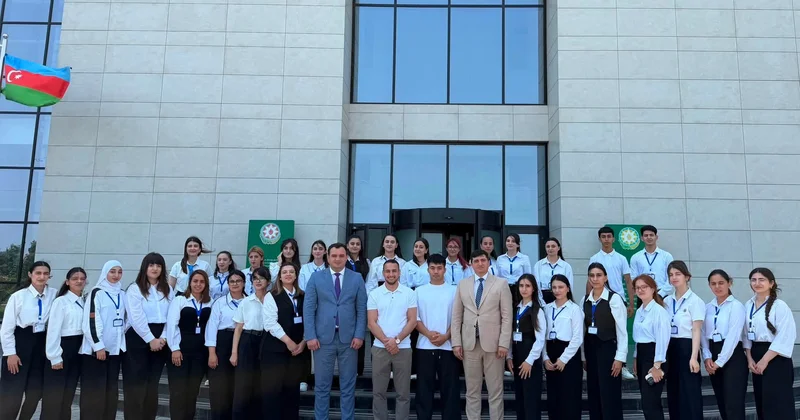 Çempionlarla görüş FOTO