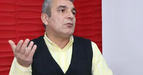 Natiq Cəfərli AQTA nı tənqid etdi: Fermerlərin əziyyətini anlamırlar