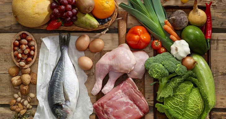 Агентство продбезопасности Азербайджана напомнило о правилах хранения продуктов в летний период