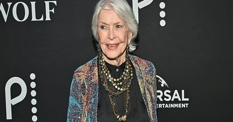 93 yaşlı aktrisa Venesiya Film Festivalında mükafatlandırıldı