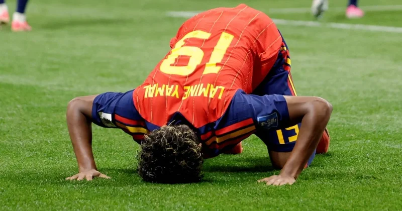 Müsəlmanlar Avropa futbolunun ayrılmaz hissəsinə çevriliblər...
