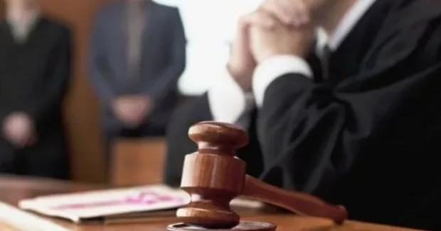 Hədiyyə kartlarının müddəti bitirsə, pul silinə bilərmi? Hakimdən hüquqi İZAH