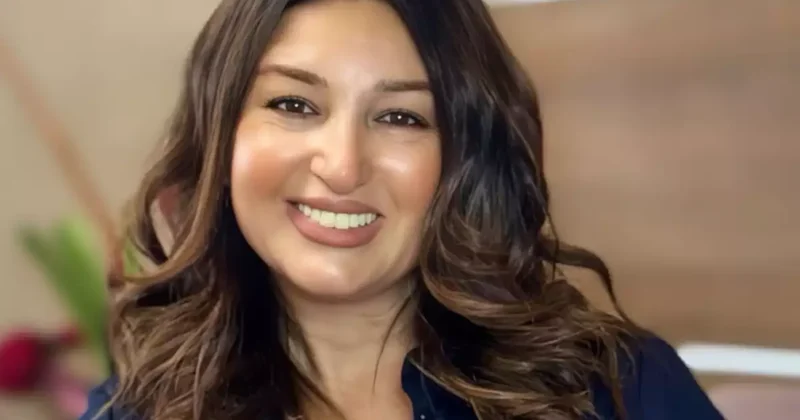 Dilarə Əliyeva yeni doğulan nəvəsi ilə Foto