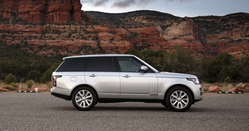 Yüz mindən çox Range Rover geri çağırılır