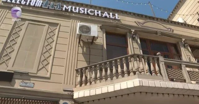 “Yuxuları pozulur, olmazın söyüş eşidirlər” Xətaidə restorandan ŞİKAYƏT VİDEO