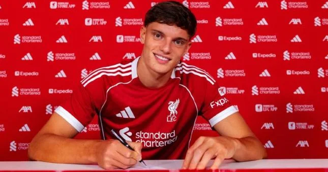 Liverpul yeni transferini açıqladı