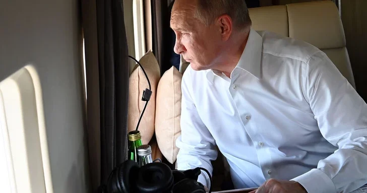Чем займется Владимир Путин во время четырехчасового полета до Аляски?
