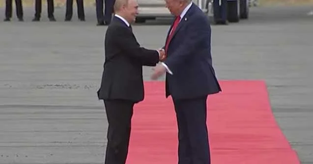 Trampla Putin görüşdü CANLI / YENİLƏNİR