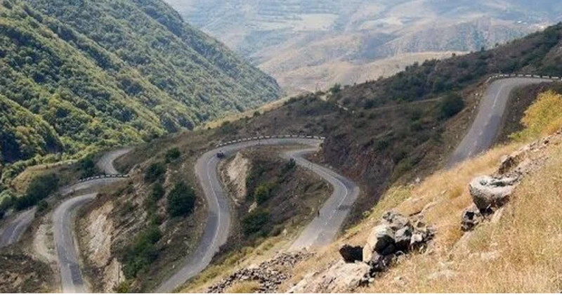 Zəngəzur Dəhlizi: Region üçün iqtisadi fürsətlər və geosiyasi risklər