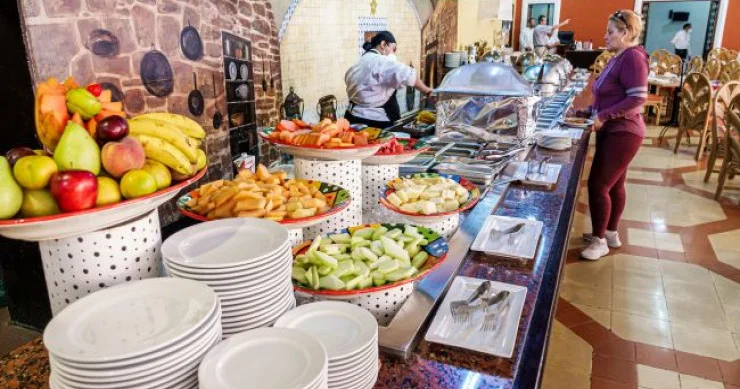 Türkiyə otellərində “şved masası” ləğv ediləcək: turistləri nə gözləyir