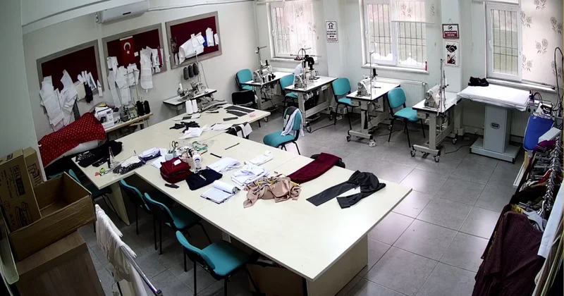 “Hər kəs bacardığı sahə üzrə irəliləsə…” MODELYER DANIŞDI
