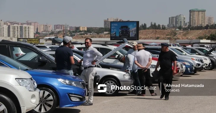 В Азербайджане резко упали цены на новые китайские машины