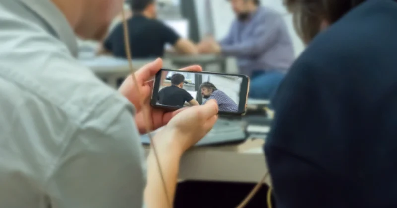 Başqasının videolarını yayanları hansı cəzalar gözləyir? Ekspertlərdən sərt xəbərdarlıq