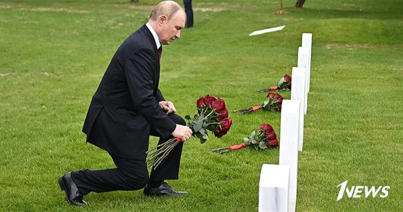 Путин возложил цветы к могилам советских летчиков на Аляске ВИДЕО