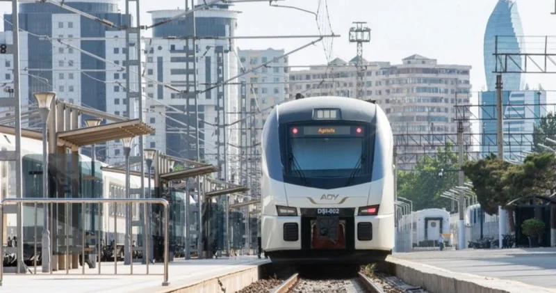 ADY: 7 ayda sərnişin və yük qatarlarına 29 dəfə daş atılıb