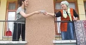 Qonşuluq münasibətləri müasir dövrdə niyə zəifləyir? SOSİOLOQ ŞƏRH ETDİ