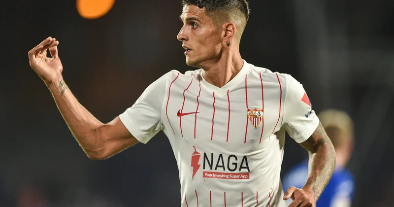 Tanınmış futbolçu karyerasını bitirdi