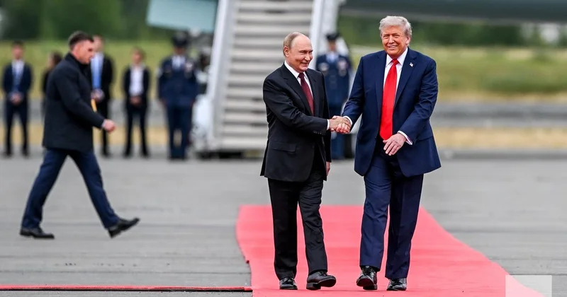 Putin Tramp görüşündə olanlar: bədən dili, Zelenski xatırlatması VİDEO FOTO