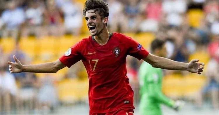 Barselona futbolçunun 50 faizlik transfer hüququnu da satdı 11 milyon avroya